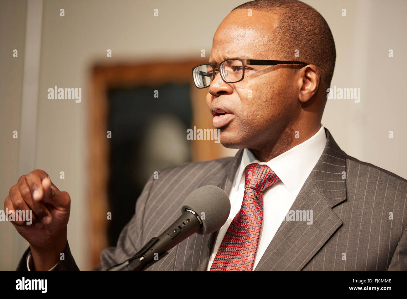 Ken Thompson, Brooklyn DA speaks at Martin Luther King Jr. day at NA House of Justice Harlem Stock Photo