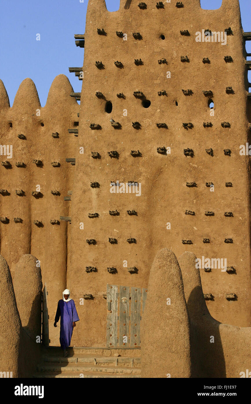 Wall of holy mud mosque in Djenné , Mali - traditional islamic architecture in West Africa Stock Photo