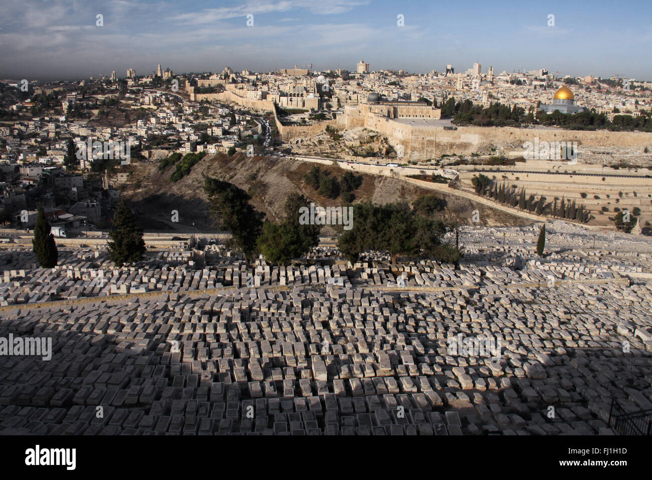 Mount of Olives Jewish Cemetery - Jerusalem - Israel Stock Photo - Alamy