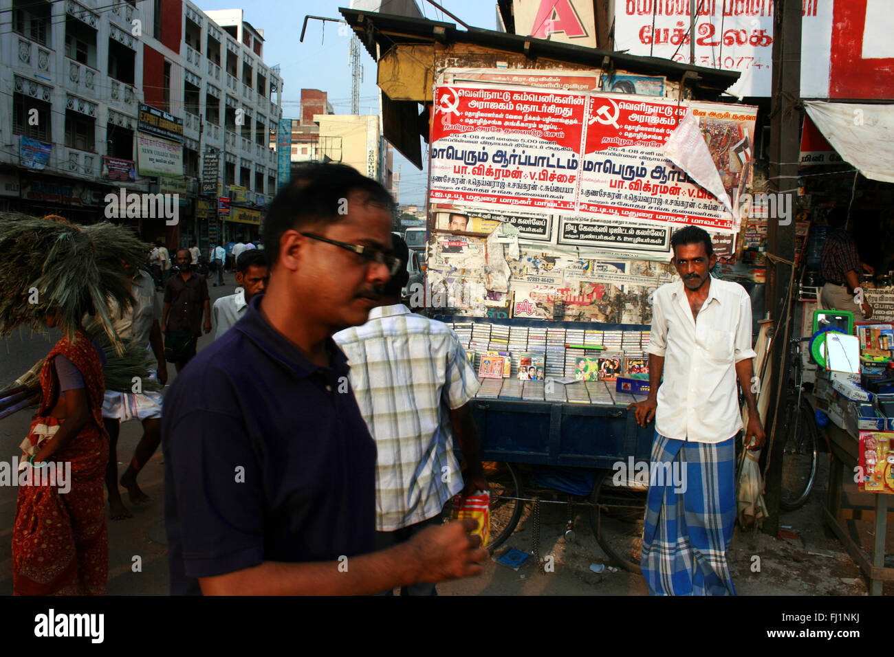 Man wearing lungi in a street of Madurai, India Stock Photo