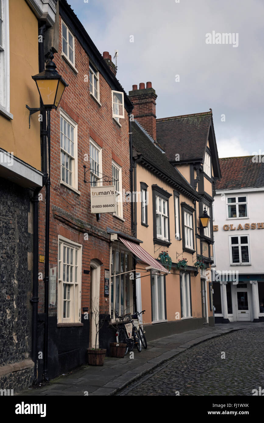 Listed Buildings in Elm Hill Norwich Stock Photo Alamy