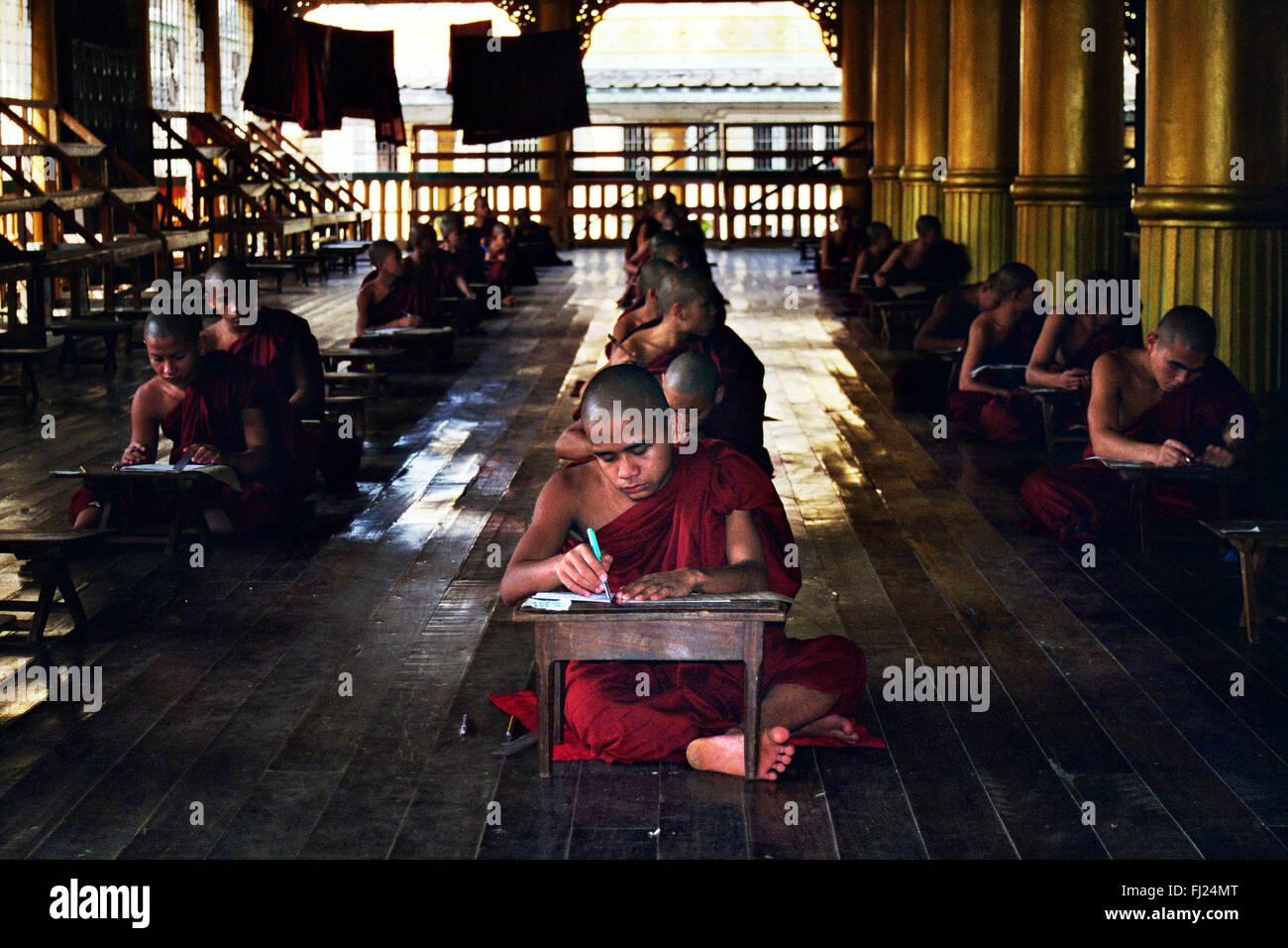Buddhist monks in classroom in Maymio monastery  , Myanmar Stock Photo