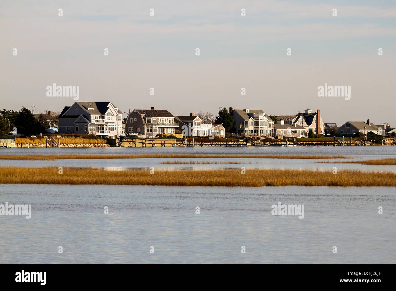 Cape cod homes water hires stock photography and images Alamy