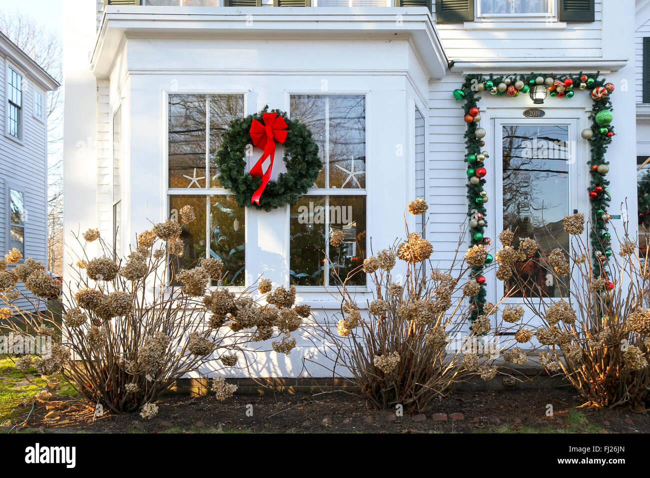 The Bramble Inn Restaurant and Gallery decorated for the Christmas season, Brewster, Cape Cod Stock Photo