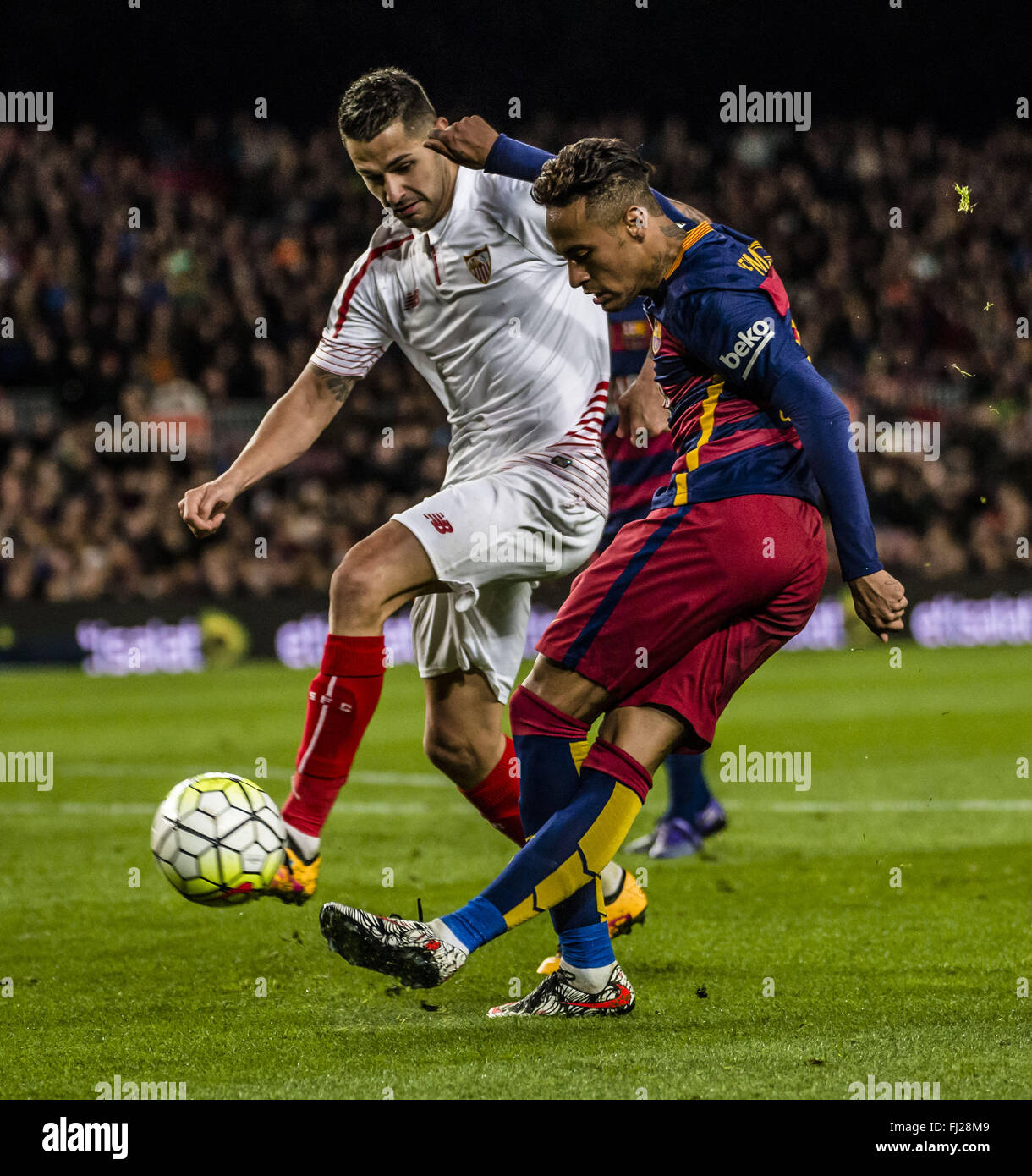 Barcelona, Catalonia, Spain. 28th Feb, 2016. FC Barcelona forward NEYMAR JR. in action against the Sevilla FC in the BBVA league match between FC Barcelona and Sevilla FC at the Camp Nou stadium in Barcelona Credit:  Matthias Oesterle/ZUMA Wire/Alamy Live News Stock Photo