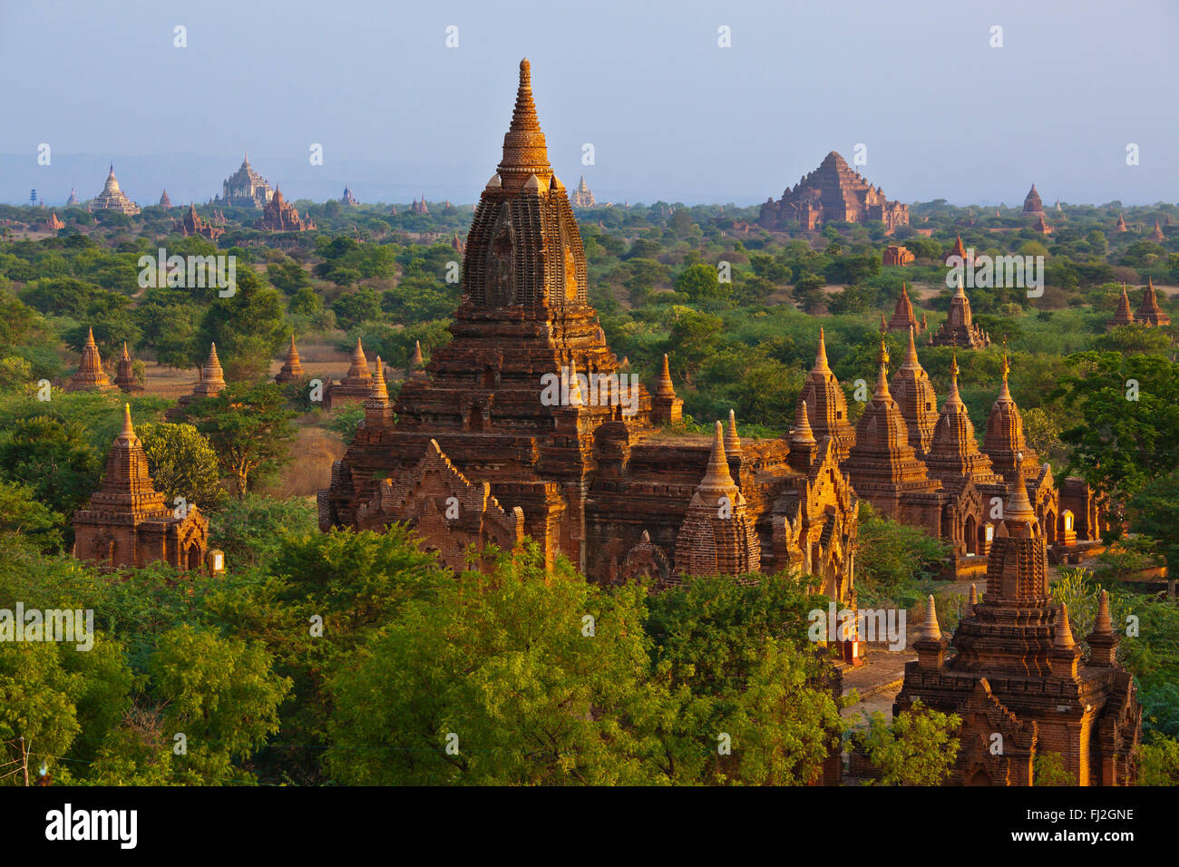 View of the THAMUTI and DHAMMAYANGYI TEMPLES from the  DHAMMAYAZIKA PAGODA  - BAGAN, MYANMAR Stock Photo