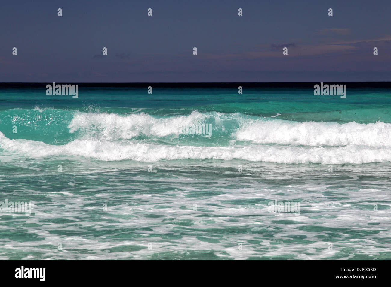 Waves breaking in Pennington Bay on Kangaroo Island, South Australia, Australia. Stock Photo