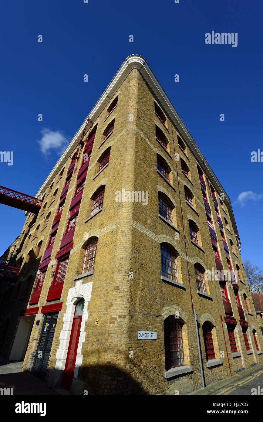 Warehouses; apartments hires stock photography and images Alamy