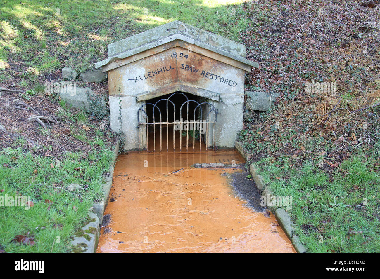 Allenhill Spa which is a disused chalybeate mineral spring in the Derbyshire town of Matlock Stock Photo