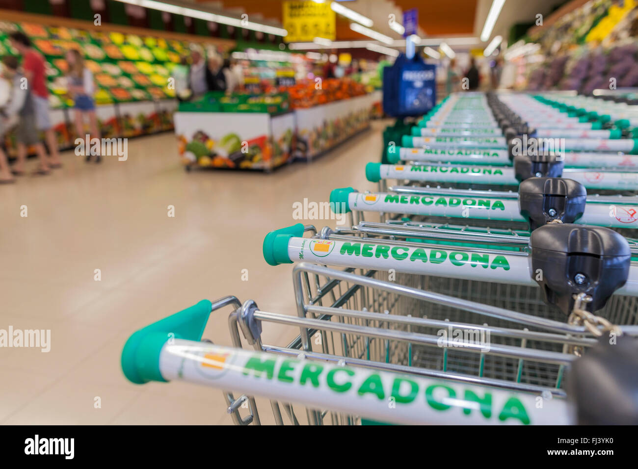Mercadona hires stock photography and images Alamy
