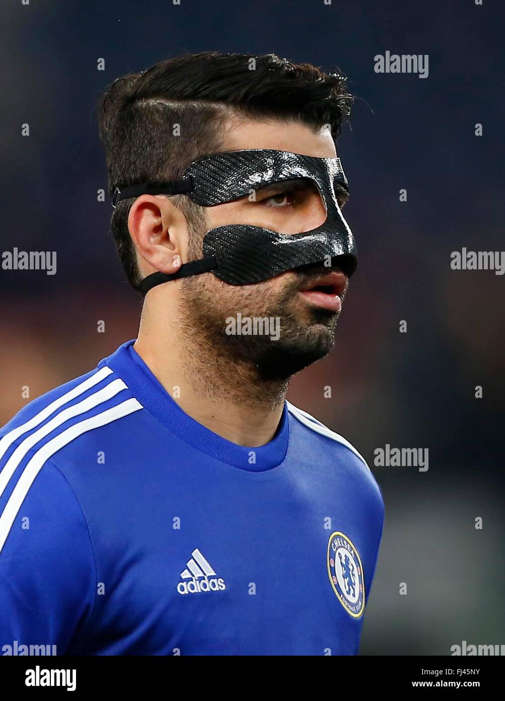 Chelsea’s Diego Costa seen during the UEFA Champions League round of 16 match between Paris Saint-Germain and Chelsea at the Parc des Princes Stadium in Paris. February 16, 2016. James Boardman / Telephoto Images +44 7967 642437 Stock Photo