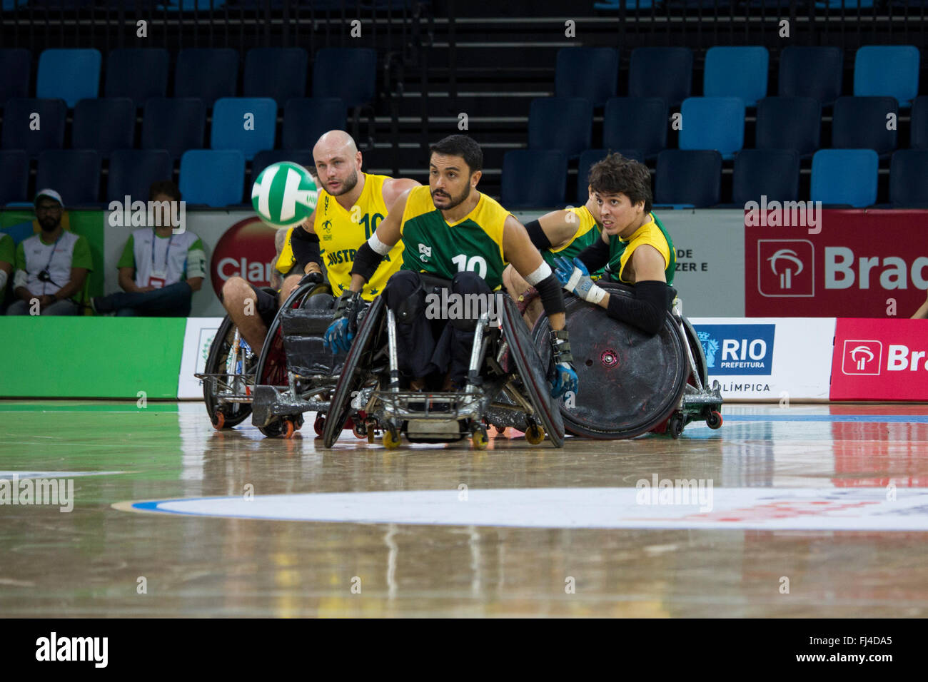 Rio de Janeiro, RJ, Brazil, 28 February 2016: Test event for the Paralympic Games Rio 2016 in Rio de Janeiro received this weekend (26-28 Feb) the International Wheelchair Rugby Championship which brought together the selections: Canada (1 ranking), Australia (current Olympic champion), Great Britain (European champions) and Brazil. Images of the match between Brazil and Australia which had the participation of Chris Bond and Ryley Batt (Australia) and Alexandre Taniguchi, Bruno Damasceno (Brazil) Credit:  Luiz Souza/Alamy Live News Stock Photo