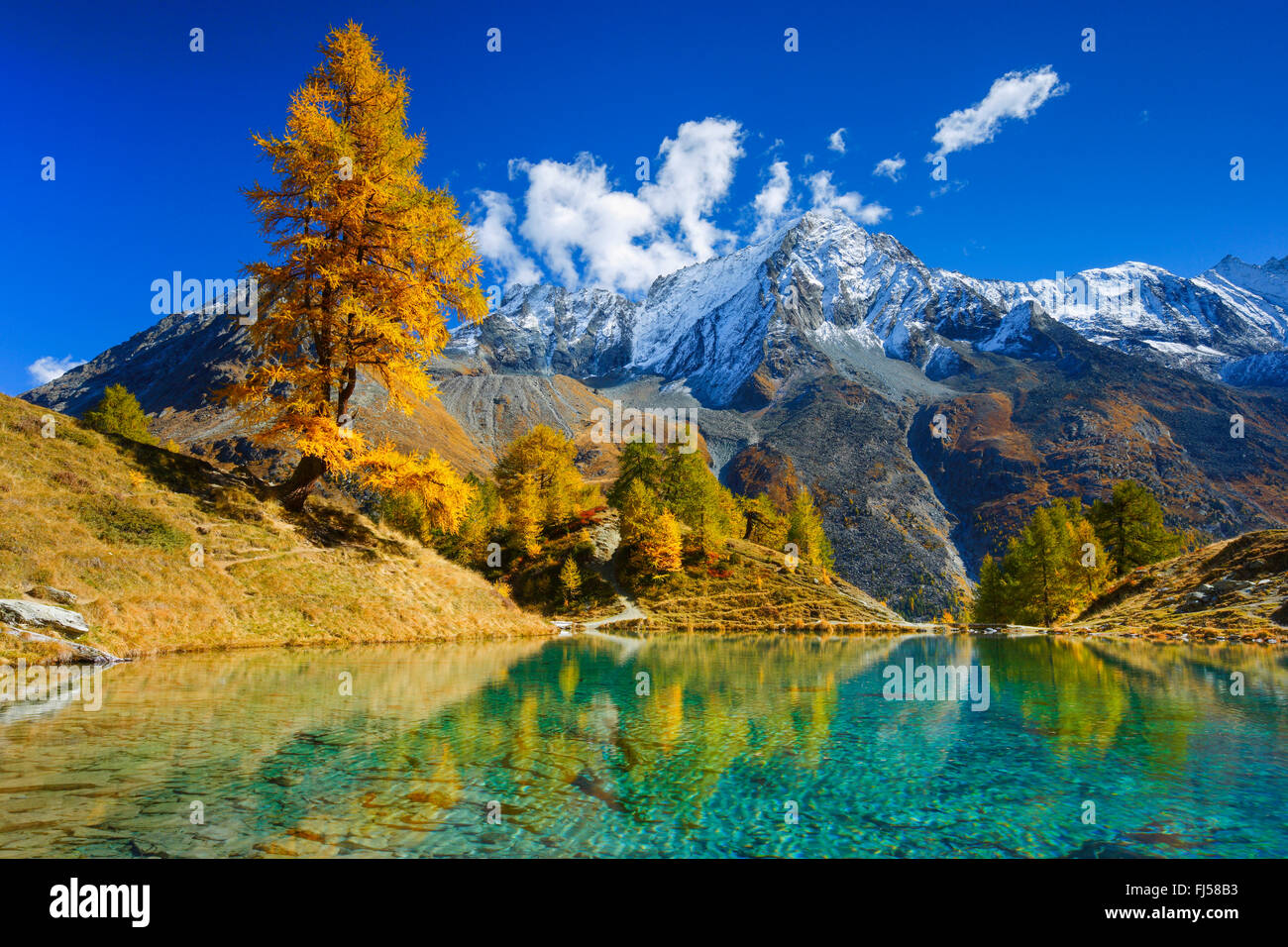 Lac Bleu, Dent de Perroc, Wallis, Switzerland Stock Photo