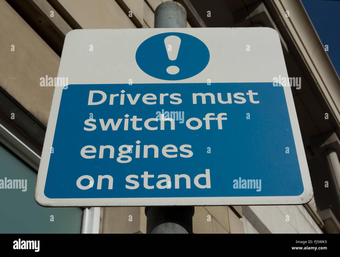 british road sign warning drivers to switch off engines on stand Stock Photo