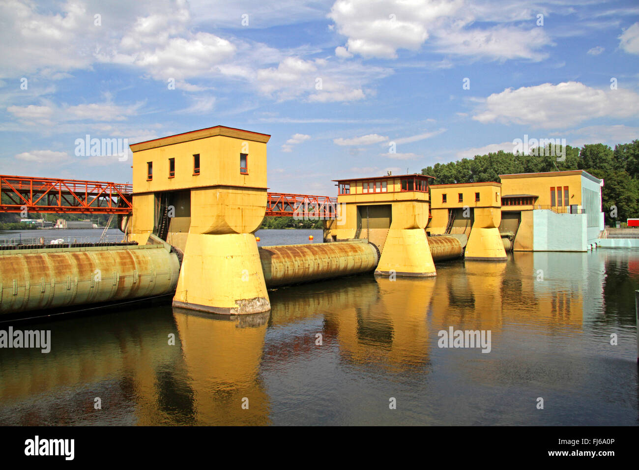 hydro dam and hydroelectric power stations of Lake Hengsteysee, Germany, North Rhine-Westphalia, Ruhr Area, Herdecke Stock Photo