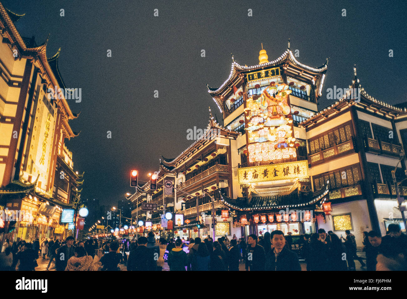 Chinese lantern festival, 15th day of Chinese new year, Celebrations at ...