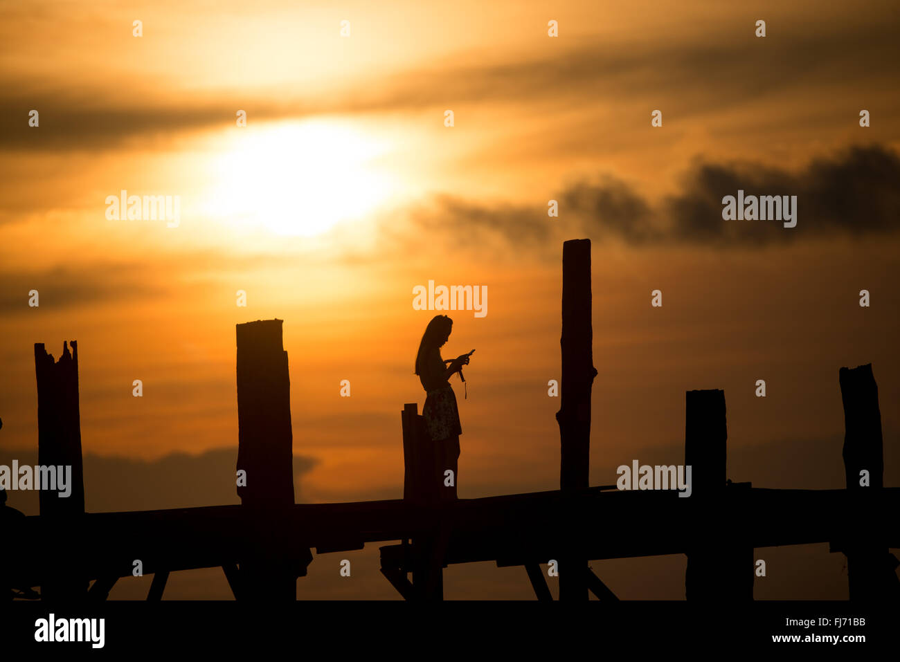 U Bein Bridge Silhouette At Sunset Amarapura Myanmar // AMARAPURA ...