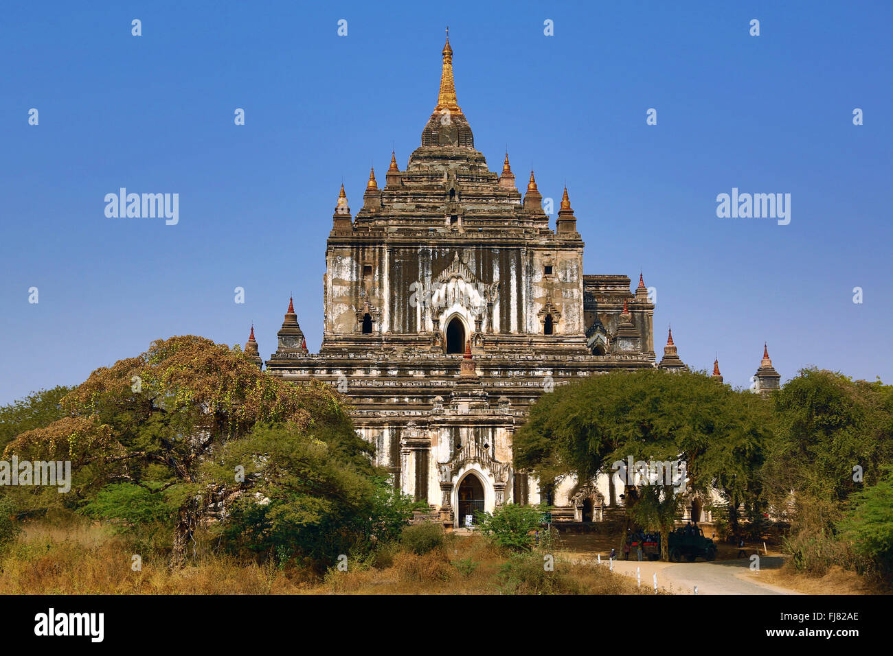 Thatbyinnyu Temple Pagoda in Old Bagan, Bagan, Myanmar (Burma) Stock Photo