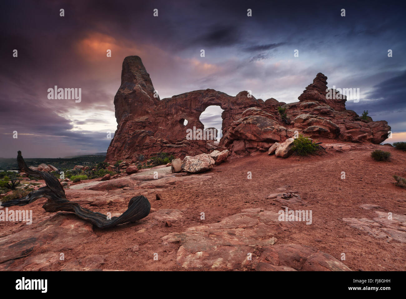 Turret arch hi-res stock photography and images - Alamy
