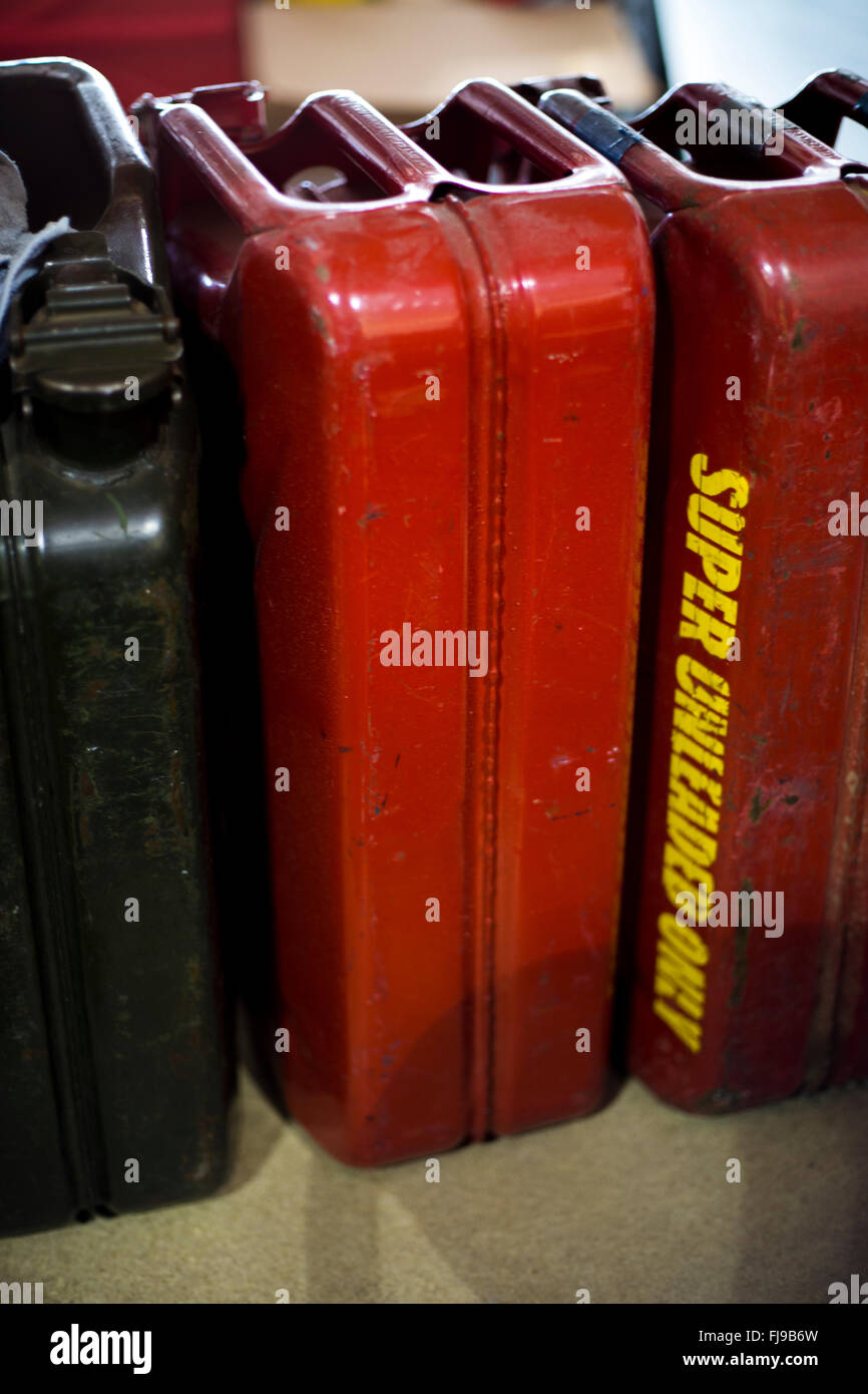 Petrol tanks hires stock photography and images Alamy