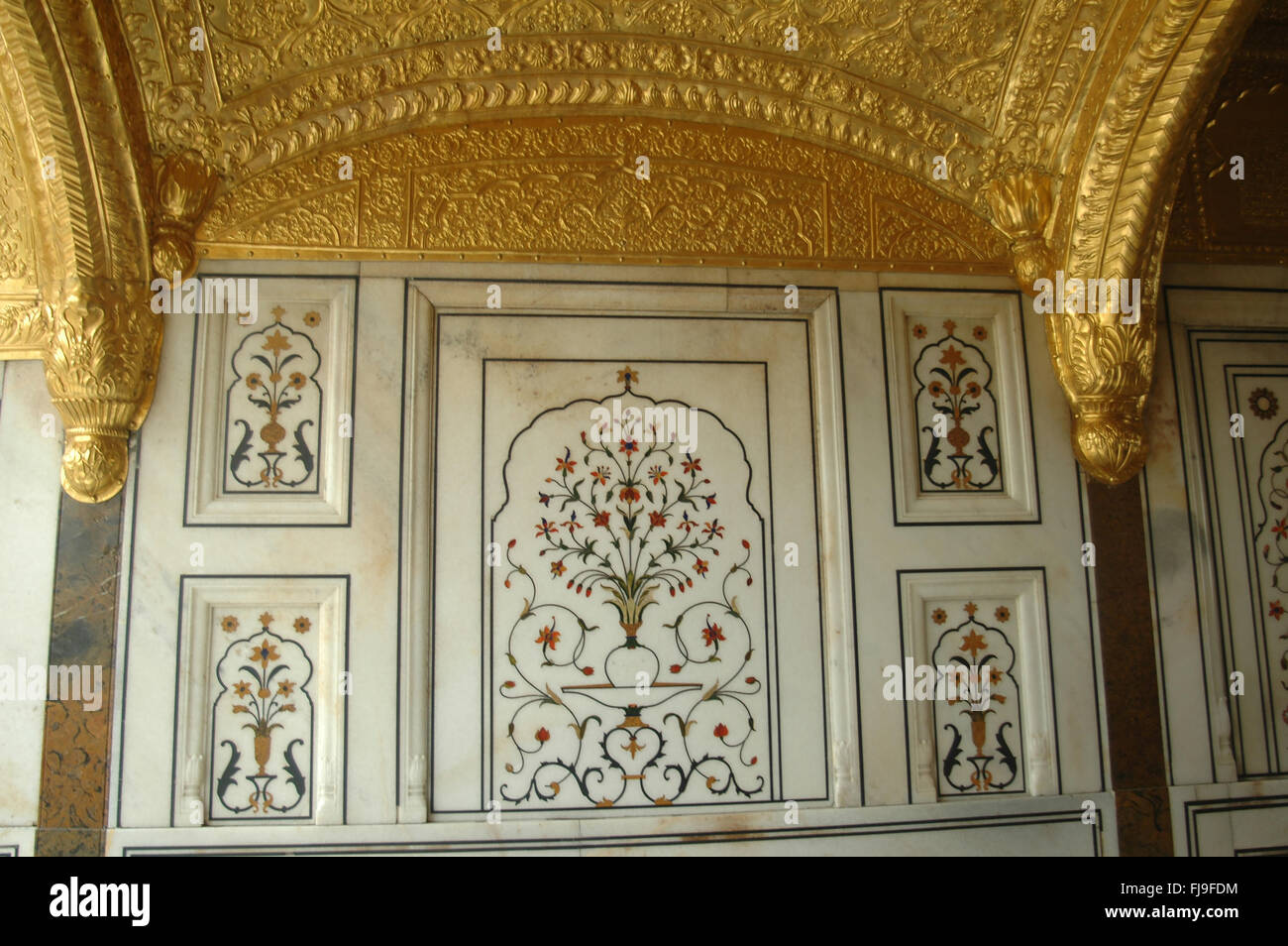 Golden temple interior amritsar hi-res stock photography and images - Alamy