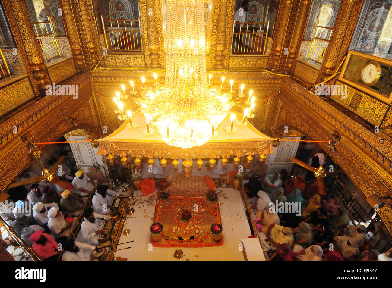 Inside View Golden Temple Amritsar Hi res Stock Photography And Images 
