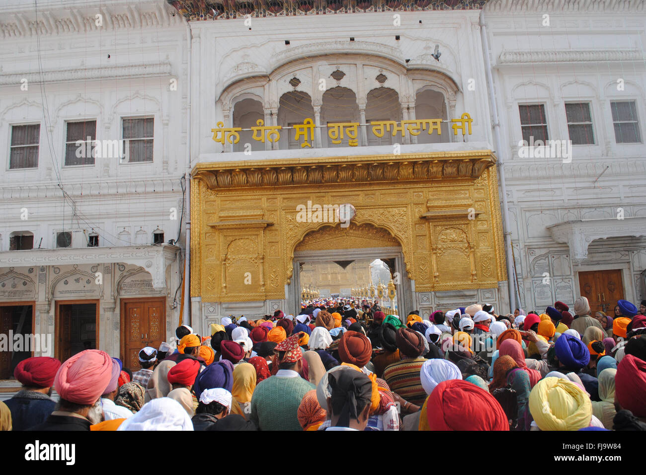 People at golden temple, amritsar, punjab, india, asia Stock Photo Alamy