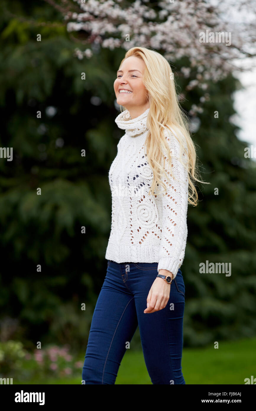 Portrait blonde teen girl hi-res stock photography and images - Alamy