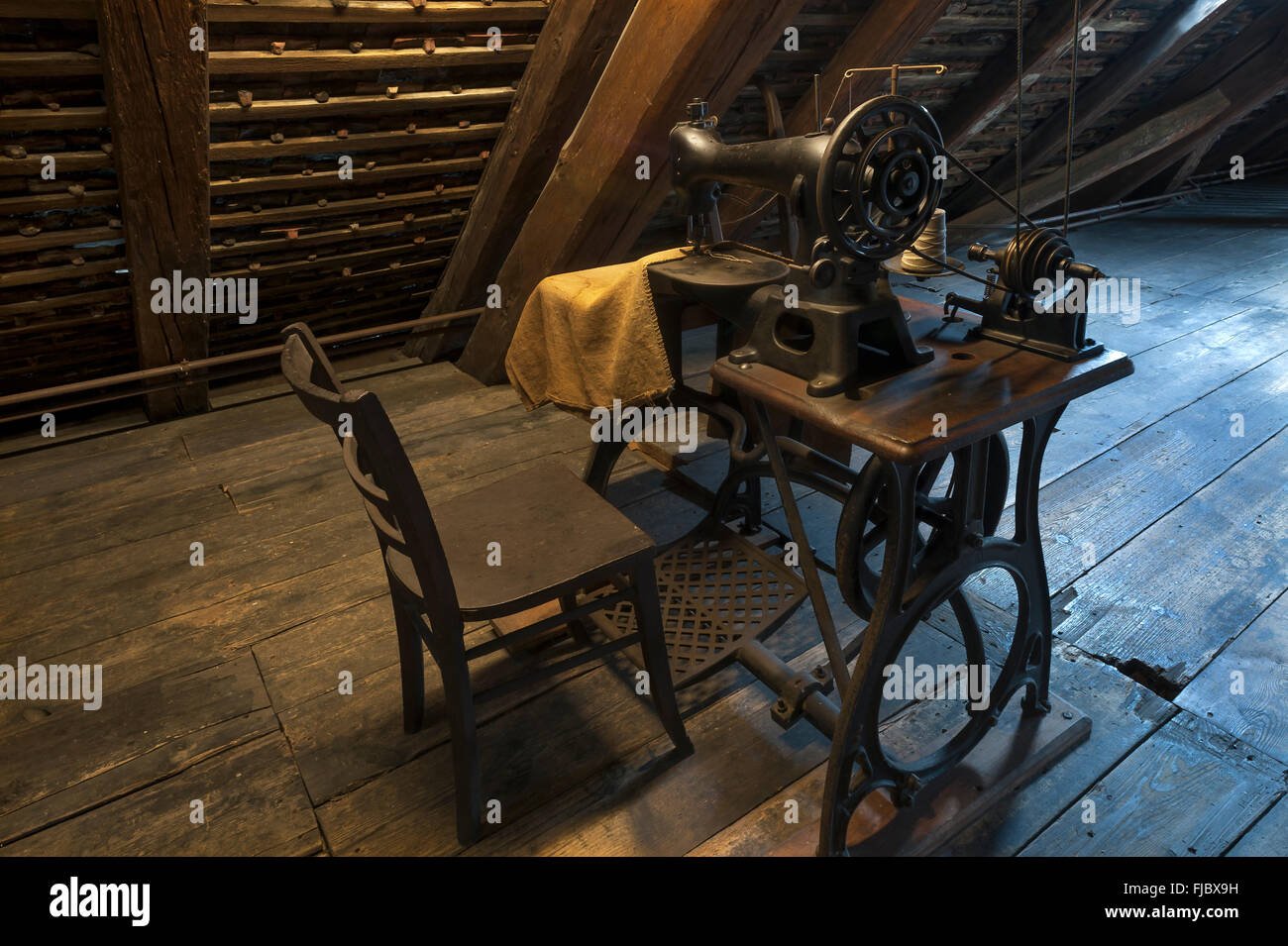 Sewing machine museum in old hires stock photography and images Alamy