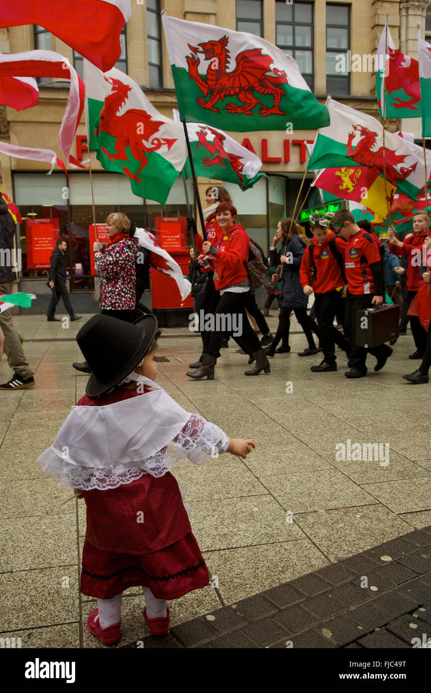 Cardiff, Wales, UK, 1st March 2016. Children in traditional Welsh Stock