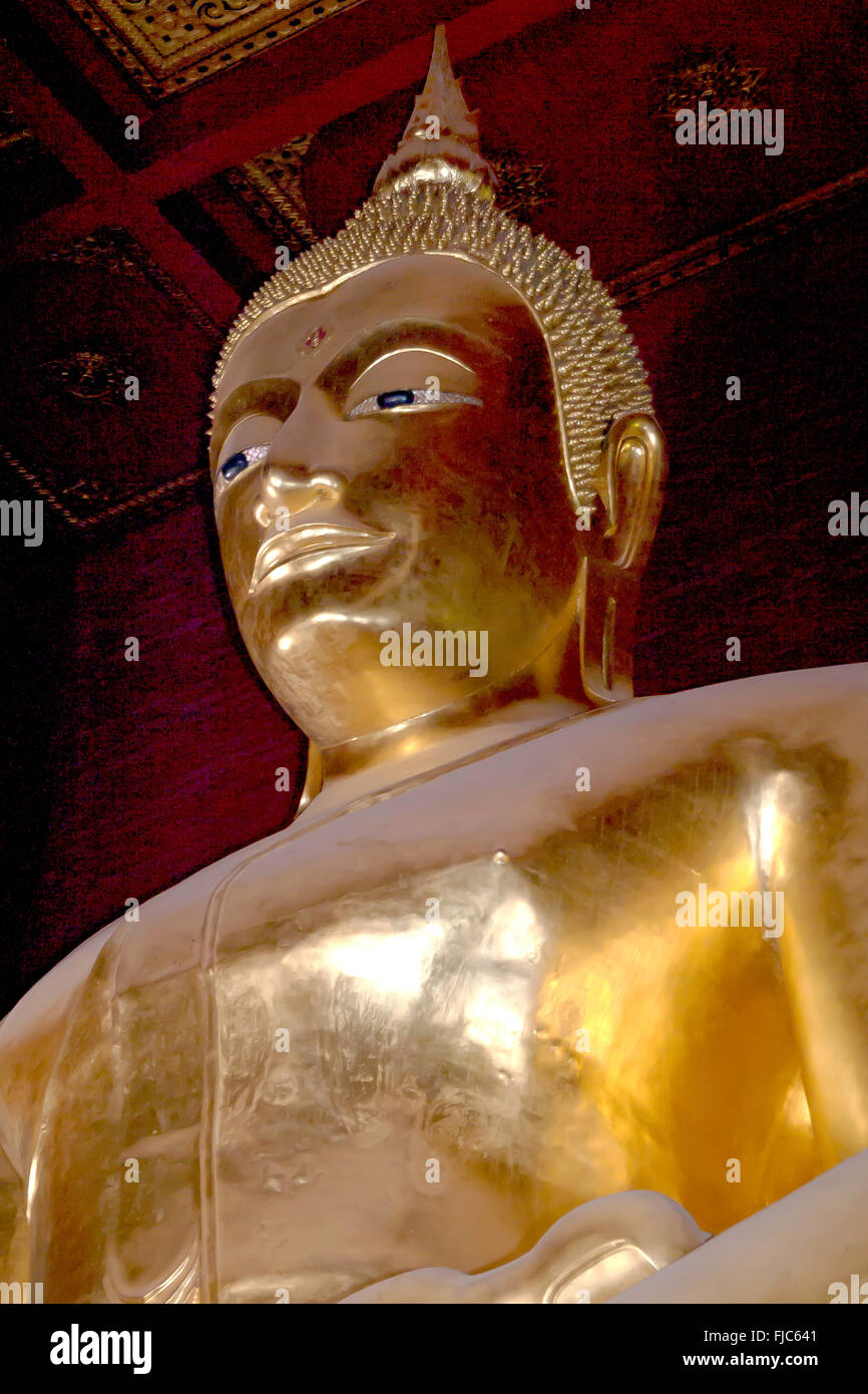 Thailand Ayutthaya Huge bronze Buddha in Wat Phra Mongkhol Bophit  Adrian Baker Stock Photo