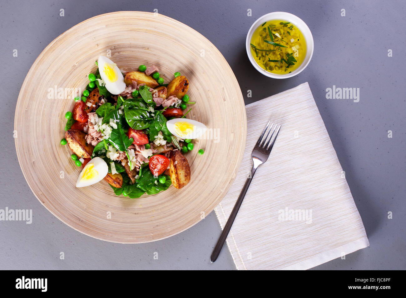 salad with tuna Stock Photo - Alamy
