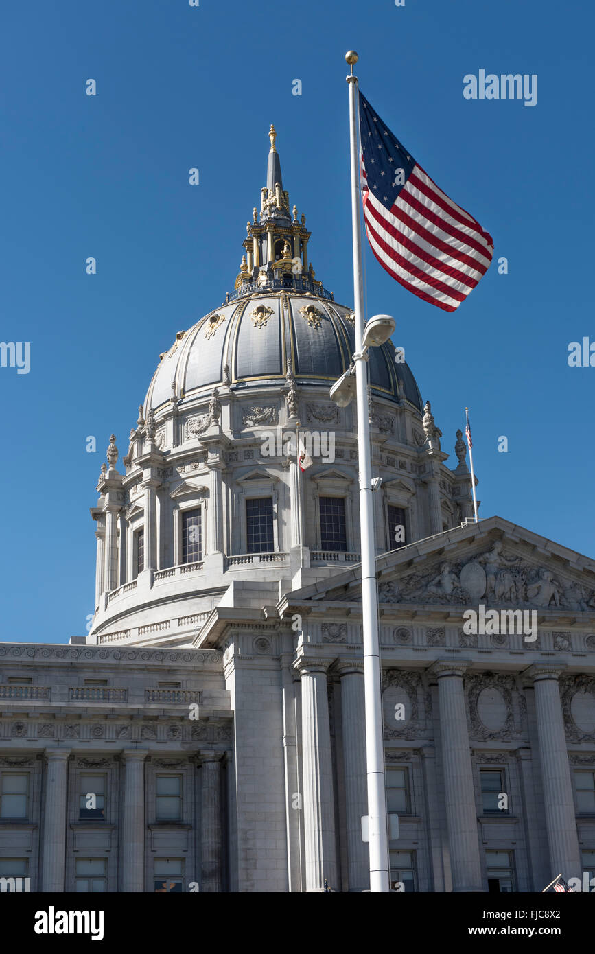 The central dome of the City and County of San Francisco City Hall, at the Civic Centre, San Francisco, California, USA Stock Photo