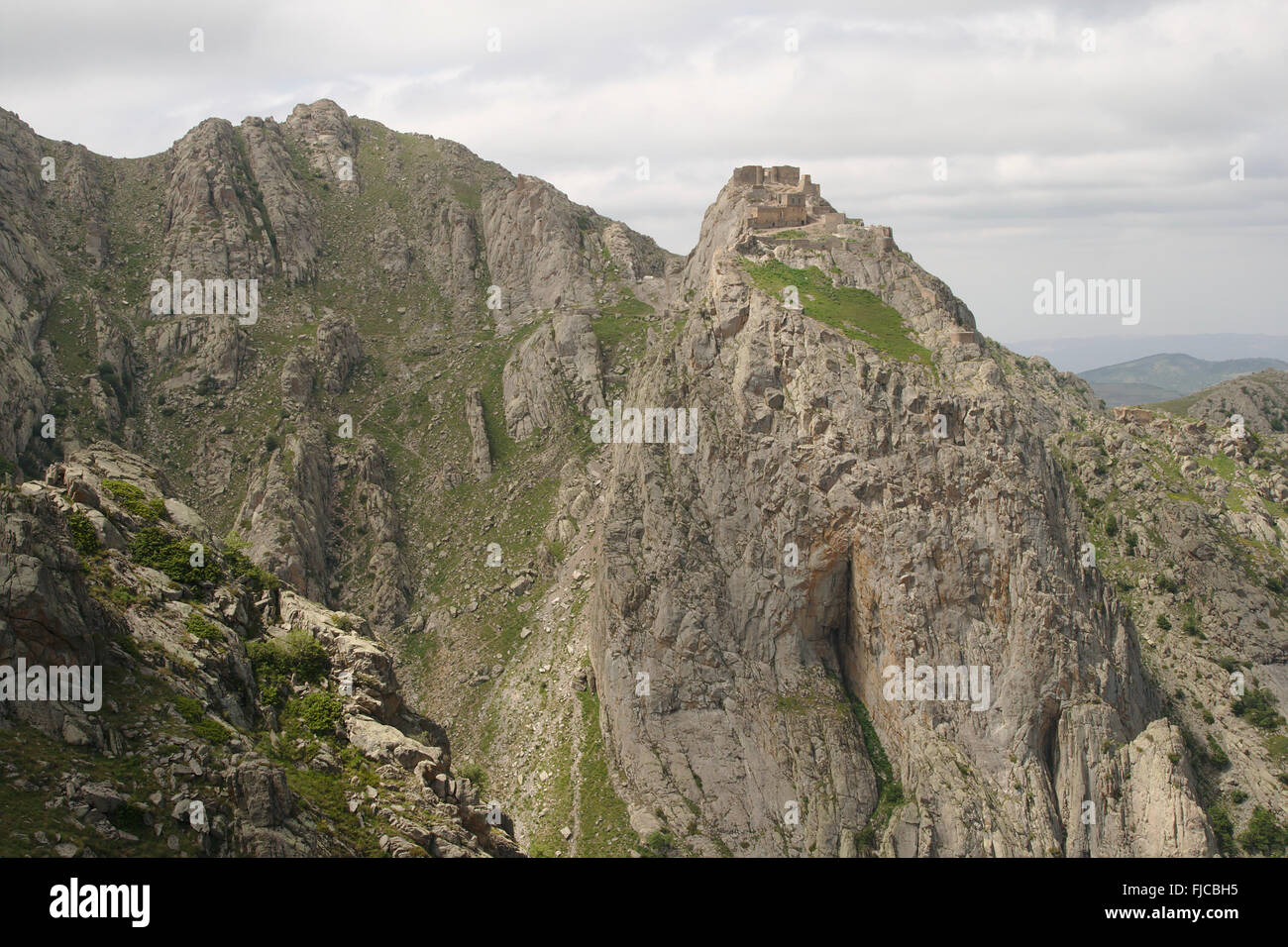 Babak Castle on a steep rocky mountain top, Kaleybar, Azerbaijan Province, Iran Stock Photo