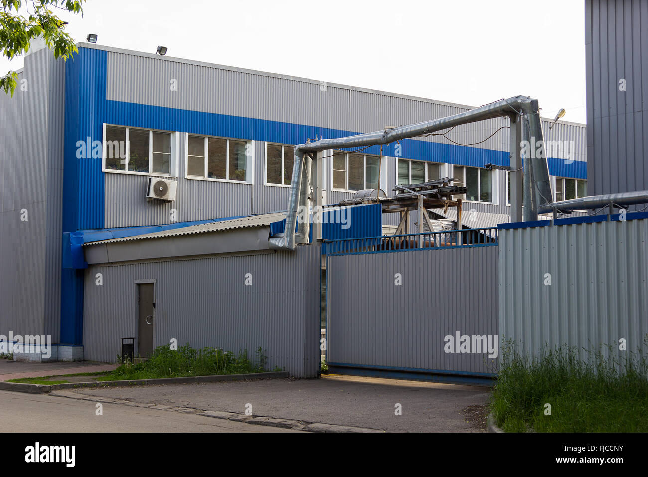 Old Factory Gate High Resolution Stock Photography and Images Alamy