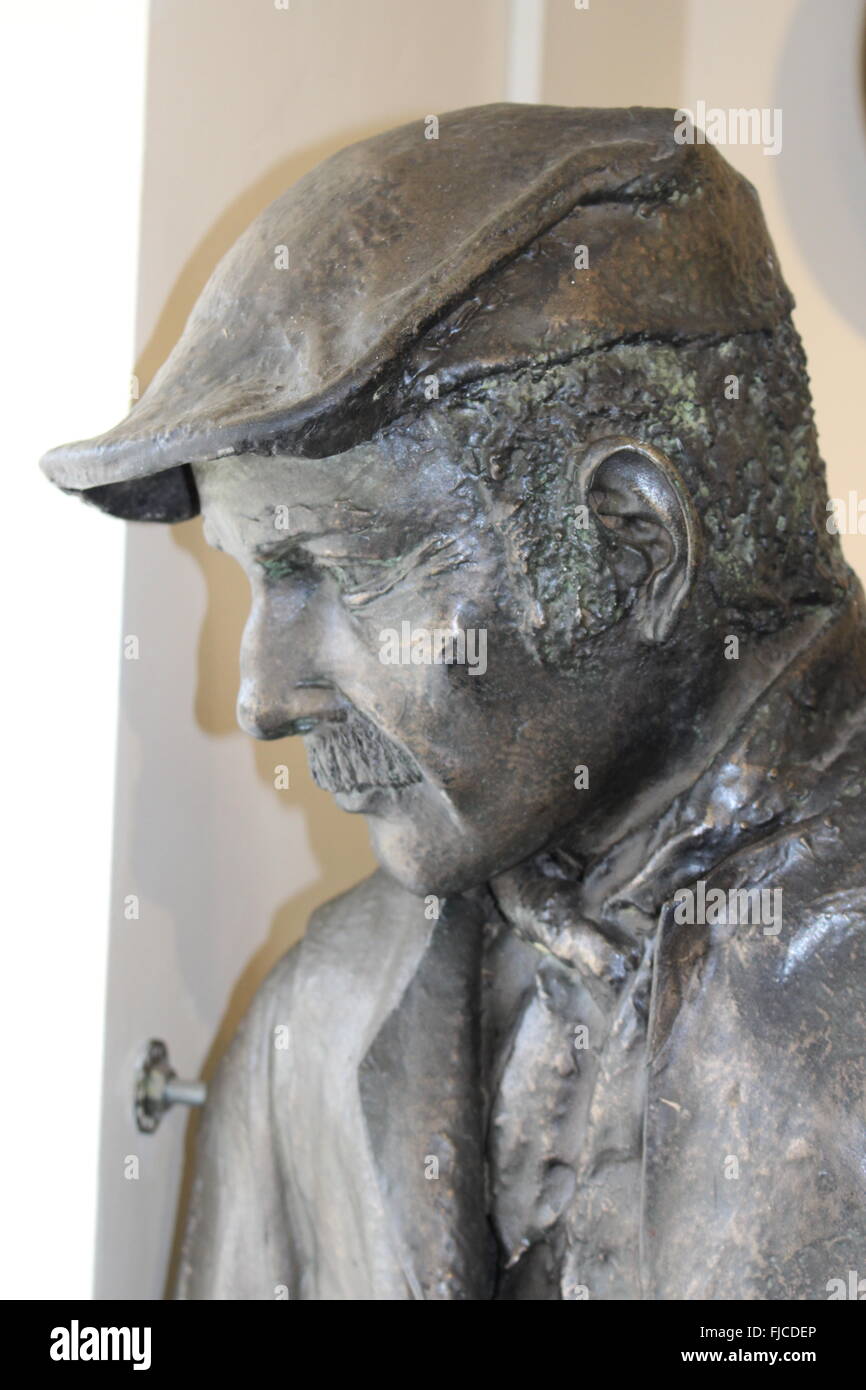 old man statue Stock Photo Alamy