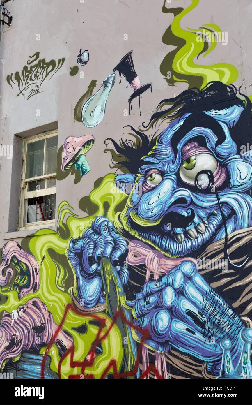A psychedelic graffiti on the wall on Trafalgar Lane Stock Photo - Alamy