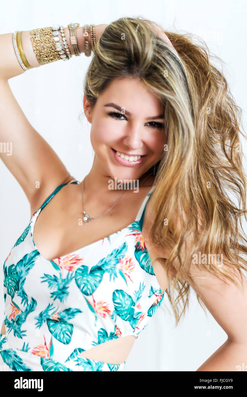 Blonde girl portrait hi-res stock photography and images - Alamy