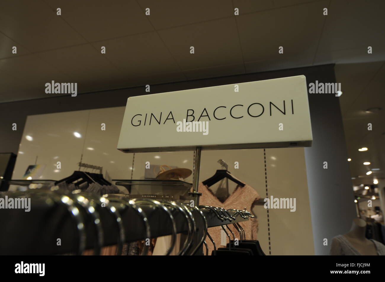 gina bacconi outlet