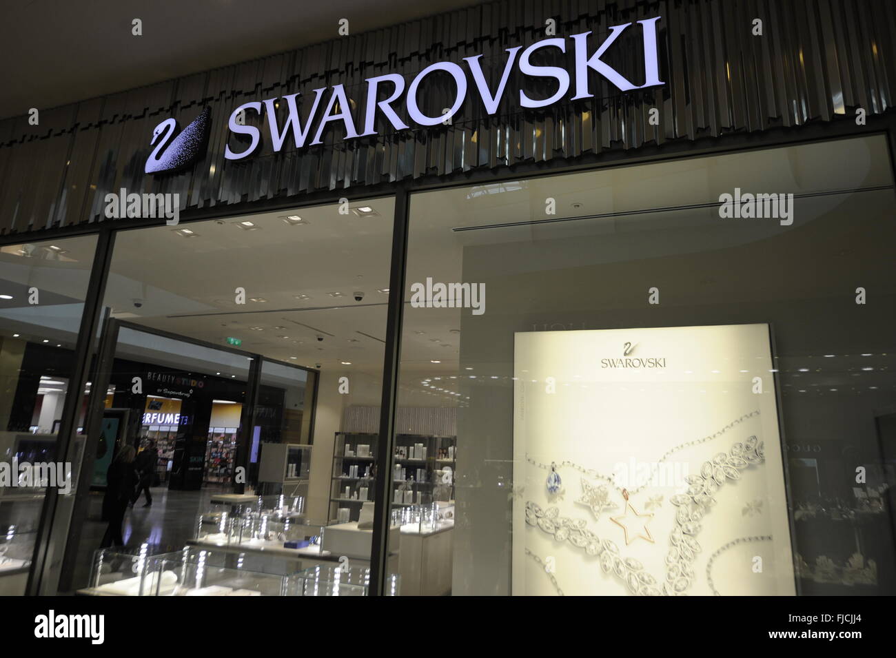 Swarovski AG, is an Austrian producer of luxury cut lead glass,  headquartered in Wattens, Austria Stock Photo - Alamy