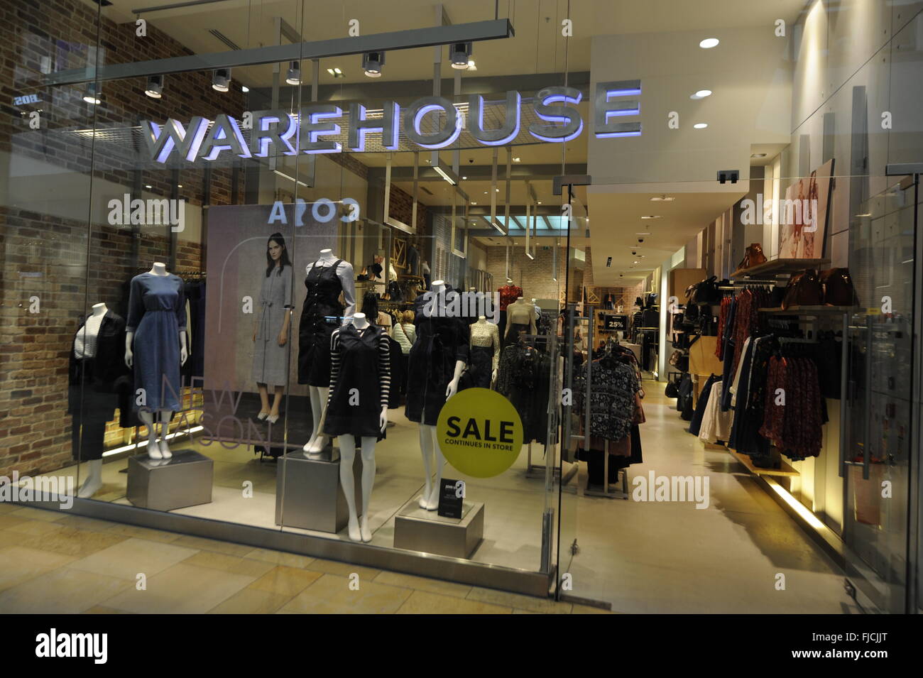 warehouse in Cardiff st Davids shopping centre Stock Photo Alamy