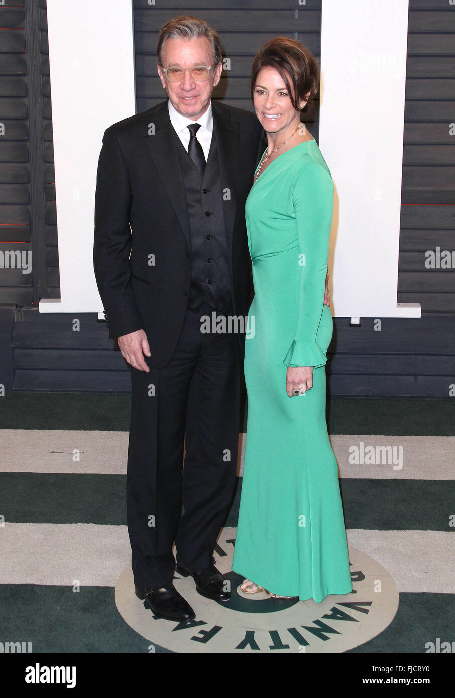 Beverly Hills, CA, USA. 29th Feb, 2016. 28 February 2016 - Beverly Hills, California - Tim Allen, Jane Hajduk. 2016 Vanity Fair Oscar Party hosted by Graydon Carter following the 88th Academy Awards held at the Wallis Annenberg Center for the Performing Arts. Photo Credit: AdMedia © AdMedia/ZUMA Wire/Alamy Live News Stock Photo
