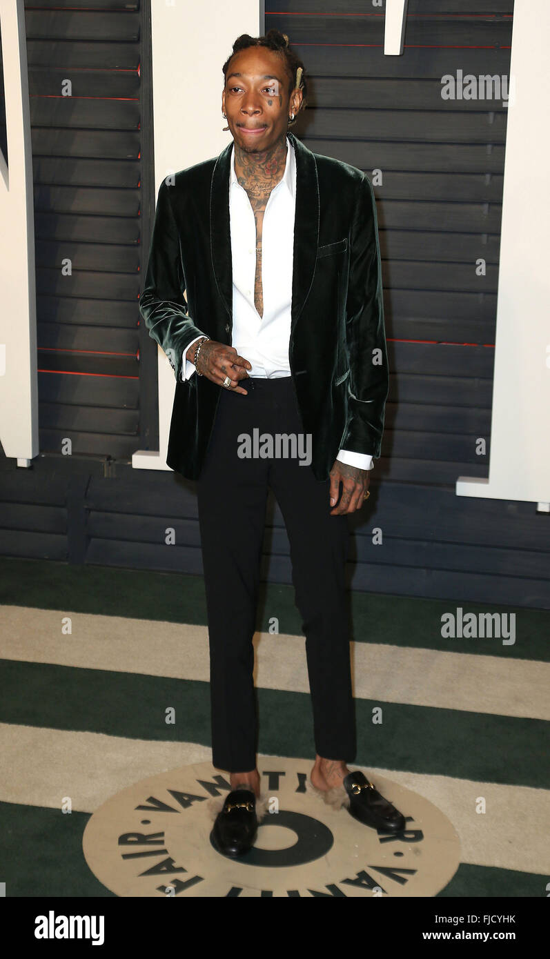 Beverly Hills, CA, USA. 28th Feb, 2016. 28 February 2016 - Beverly Hills, California - Wiz Khalifa. 2016 Vanity Fair Oscar Party hosted by Graydon Carter following the 88th Academy Awards held at the Wallis Annenberg Center for the Performing Arts. Photo Credit: Byron Purvis/AdMedia © Byron Purvis/AdMedia/ZUMA Wire/Alamy Live News Stock Photo