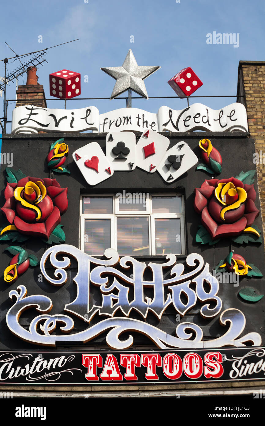 Tattoo needle hires stock photography and images Alamy