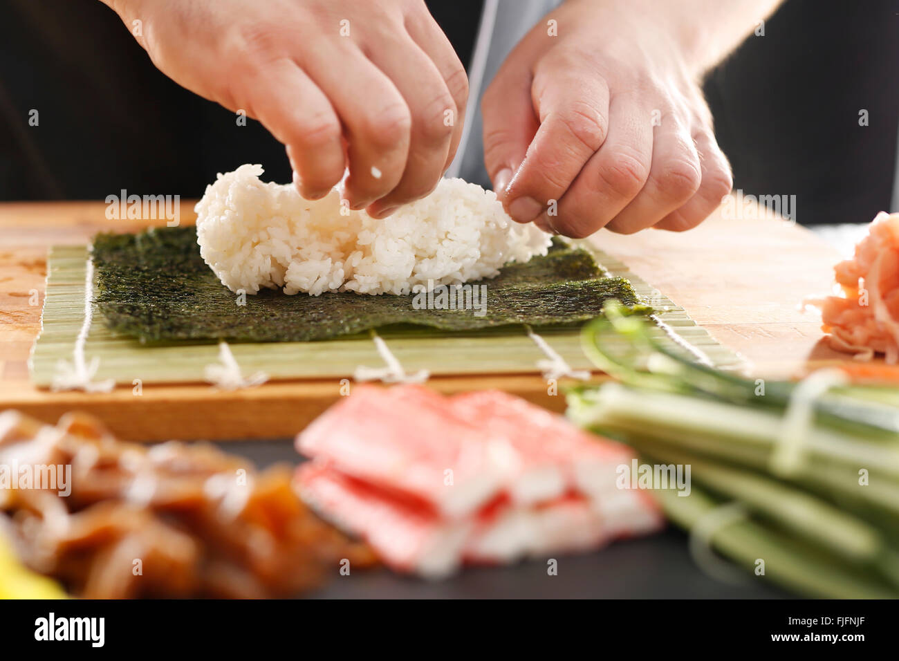 Bamboo Mat Preparing Sushi How To Prepare Sushi Twisting Sushi