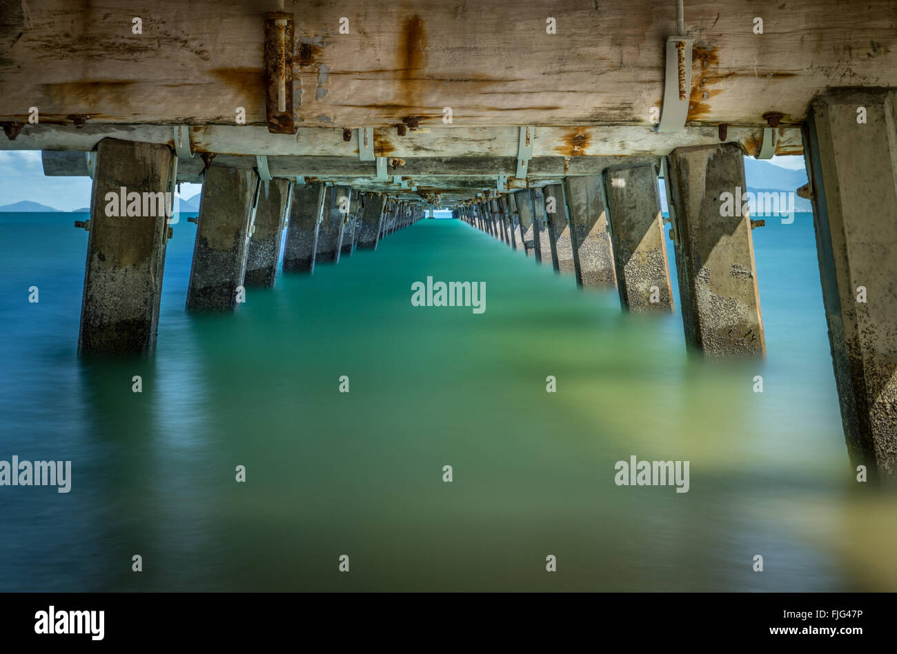 Magnetic Island Jetty High Resolution Stock Photography and Images - Alamy