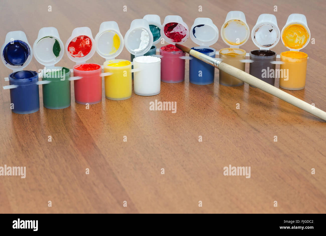 Set Of Colour Paints High Resolution Stock Photography and Images - Alamy