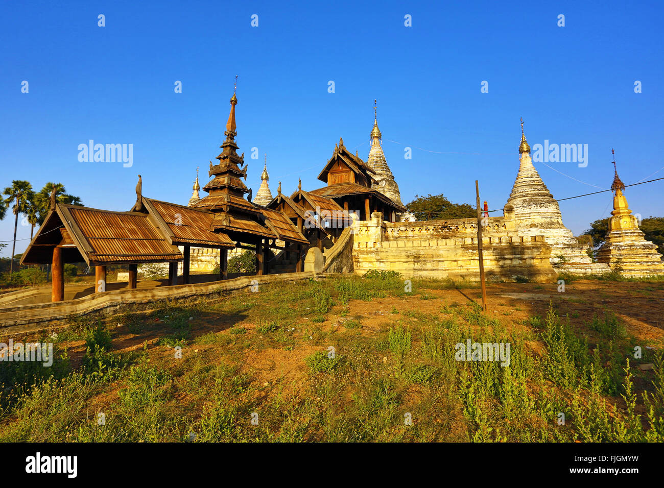 Min O Chantha Paya Group Temple Pagoda on the Plain of Bagan, Bagan, Myanmar (Burma) Stock Photo