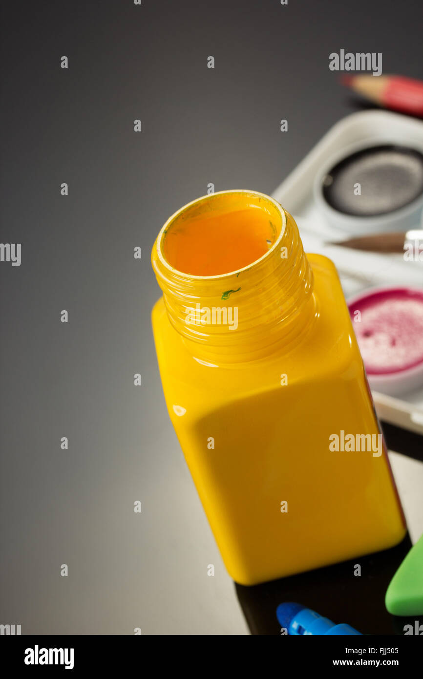 Glossy black paint hi-res stock photography and images - Alamy
