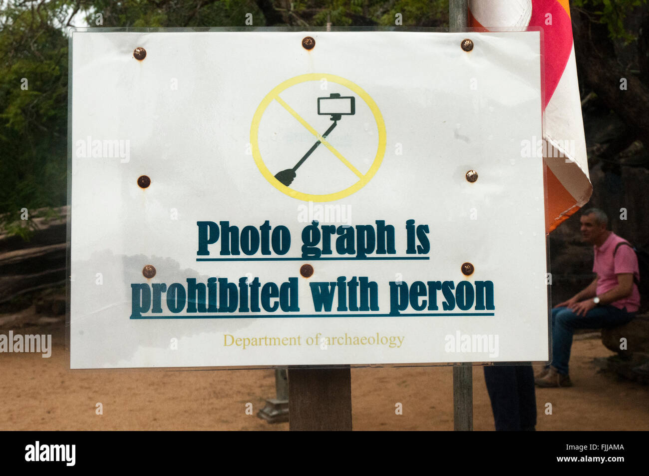'No selfies' sign posted beside Buddha images at Polonnaruwa, Sri Lanka Stock Photo